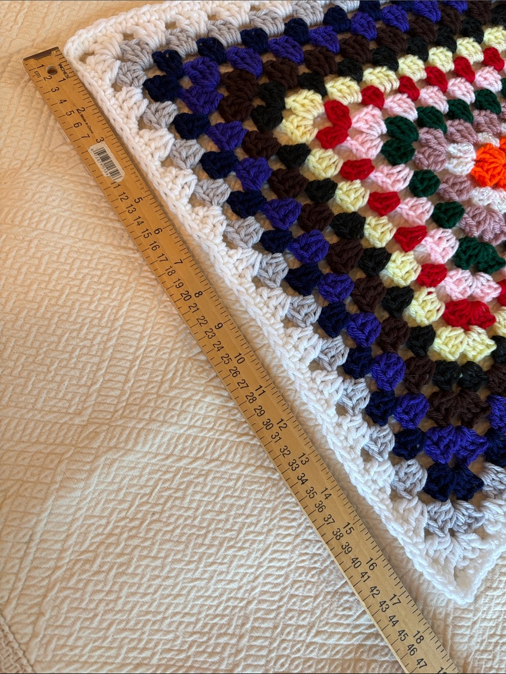 Handcrafted Multicolor Crochet Throw Runner - White Trim Decorative Clear Bids ! - Picture 9 of 9
